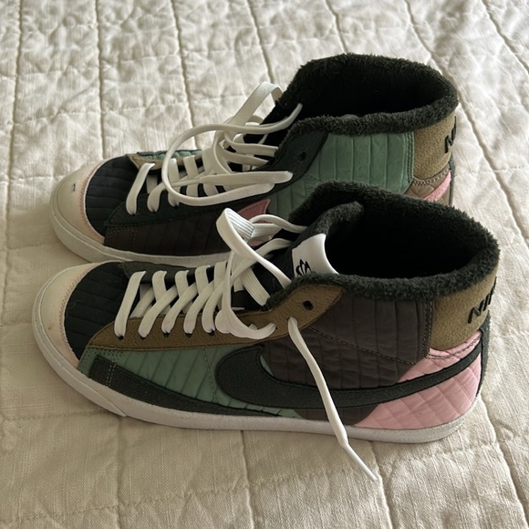 Men’s Blazer Mid Toasty Sneakers - Picture 5 of 9